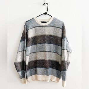 Fabulous Y2K Bill Blass sweater, size medium. Pit to pit 21” front